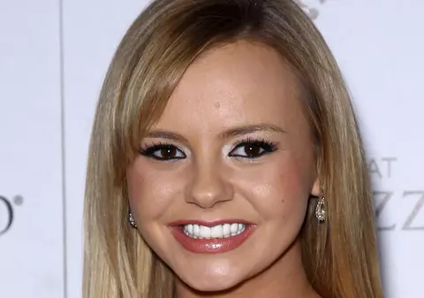 Charlie Sheen, pus la zid de actrița de filme porno Bree Olson