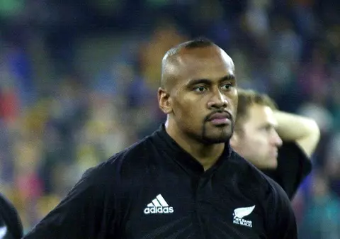 Tragedie! Jonah Lomu, starul rugby-ului, a decedat la numai 40 de ani