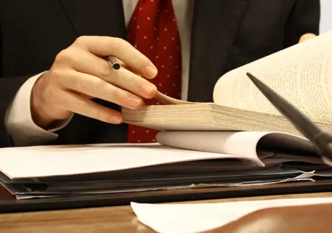 Consultanţă Juridică gratuită pentru depunerea plângerilor împotriva Primăriei Sector 4