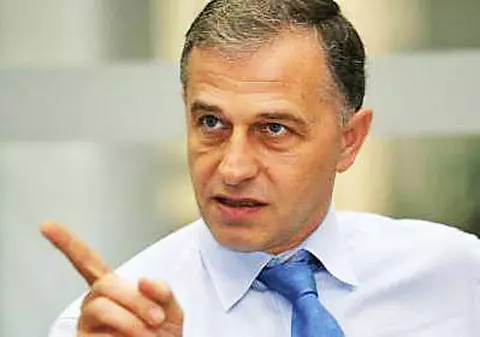 Geoană, în comisia de anchetă: Băsescu m-a sunat să îmi spună că are o dificultate cu propunerea PSD pentru ministru de Interne, Cătălin Voicu