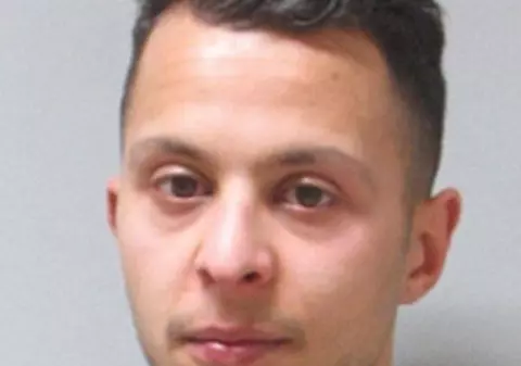 ATENTATE PARIS | Mohamed Abdeslam îi cere fratelui său Salah să se predea 