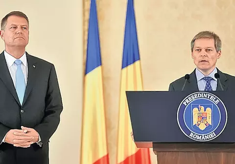 În 10 zile trebuie să formeze Guvernul | Fostul comisar european pentru agricultură, Dacian Cioloș, premierul desemnat de Klaus Iohannis