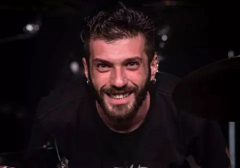 Un alt artist în stare gravă, la spital! ”Are funingine în plămâni. A fost operat de două ori”