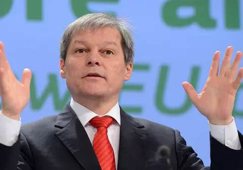 Palatul Victoria, deschis publicului de 1 Decembrie. Ce le-a transmis premierul Cioloș românilor