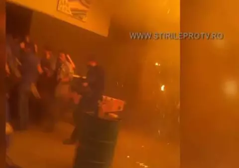 Primele imagini cu VÂLVĂTAIA care a cuprins clubul Colectiv în fatidica noapte de 30 octombrie | VIDEO