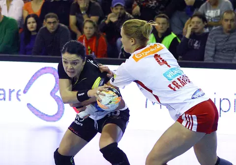 Liga Campionilor: Larvik - HCM Baia Mare 27-22. ^Maramureșencele s-au calificat în grupele principale, însă fără nici un punct