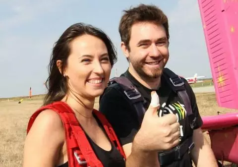 Tragedia din COLECTIV. Mesajul SFÂȘIETOR scris de sora Mădălinei Strugaru, tânăra care a murit joi dimineață