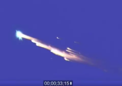 Un obiect spațial misterios a intrat, vineri, în atmosfera Pământului și a căzut în Oceanul Indian | VIDEO