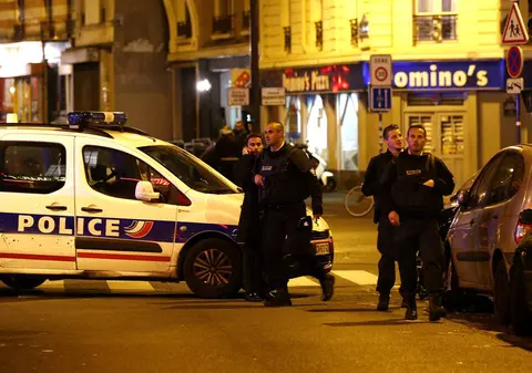 Doi imigranți, înregistrați în Grecia, căutați de poliția franceză | FOTO