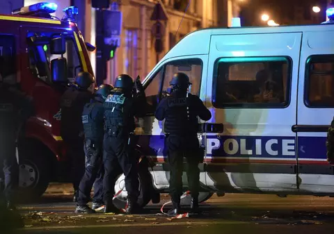 Mărturisirile unei românce: "Am trecut la cinci metri de ei de teroriști"