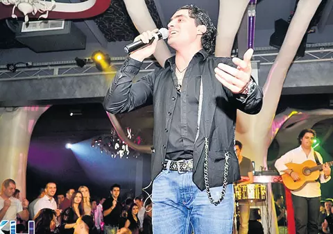 Pepe se desparte de fetele lui, dar cu folos…A împușcat 5.000 de lire dintr-un foc!