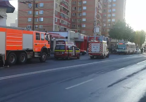 ALERTA CU BOMBĂ de la Piatra Neamţ a durat TREI ORE. A cui era, de fapt, GEANTA ABANDONATĂ