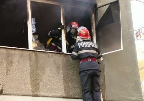 Sfaturile pompierilor, în caz de incendiu. Ce să NU faci niciodată în caz de incendiu