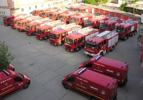 Tragedia din COLECTIV. Amenzi de peste 760.000 de lei, aplicate de ISU, cluburilor şi barurilor cu nereguli din București