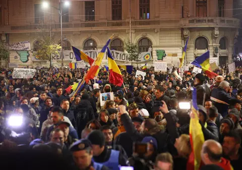 UPDATE | A cincea zi de proteste. Oamenii au început să iasă din nou în stradă