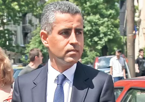 Terenurile «regale», gaj pentru credite dubioase | Procurorii anticorupţie desluşesc iţele unei încurcate afaceri puse la cale de Remus Truică