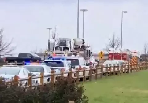 Un mort în urma unor împușcături într-un mall din SUA | VIDEO