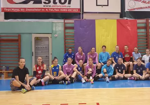 Medicina și Dinamo s-au calificat în ”sferturile” Cupei, la volei feminin