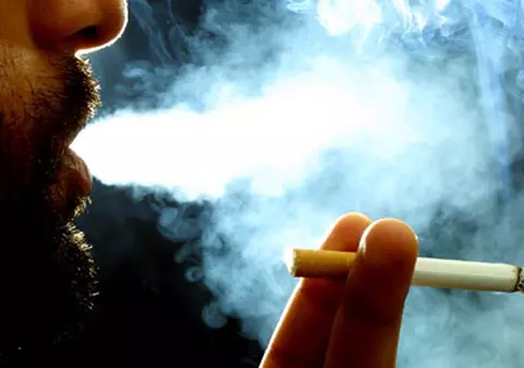 Ce soluţii au patronii restaurantelor, pentru a nu-şi pierde clienţii fumători 