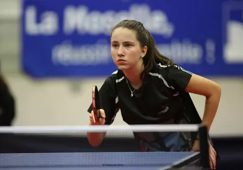 Jucătorii români s-au oprit în optimile probelor de simplu la Mondialele de juniori  de tenis de masă