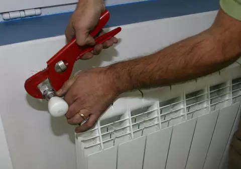 Avarie la rețeaua de termoficare din Capitala. Când spune RADET că se va remedia!