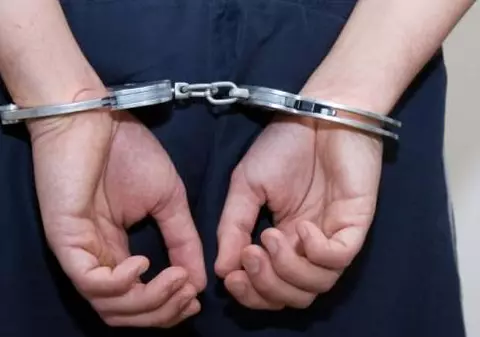 Comisar-şef din Direcţia Rutieră şi şeful Biroului Rutier, reţinuţi de procurorii DNA