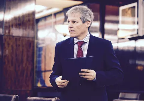 Tragedia din COLECTIV. Mesajul emoționant al lui Dacian Cioloș, despre victimele incendiului | VIDEO