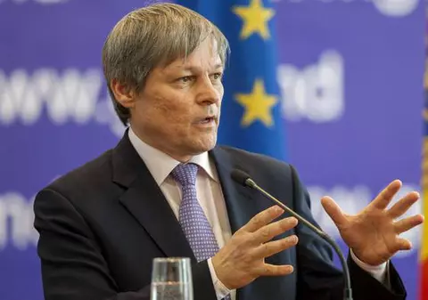 Premierul României, Dacian Cioloş: ”Activitatea politică nu mă atrage” 