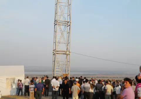 Noaptea visează, ziua exersează! În loc de planuri, aleșii noștri se lasă conduși mai degrabă de Moș Ene