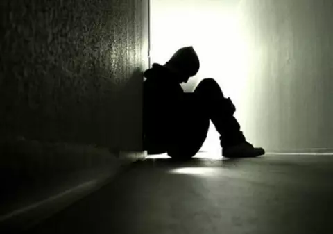 Încă o tragedie în Craiova. Un prieten de-al fetei de 14 ani care s-a sinucis şi-a pus şi el capăt zilelor