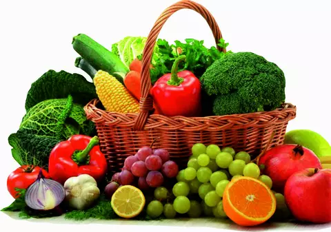 Producătorii români primesc ajutor să retragă de pe piață 3.000 de tone de legume și fructe