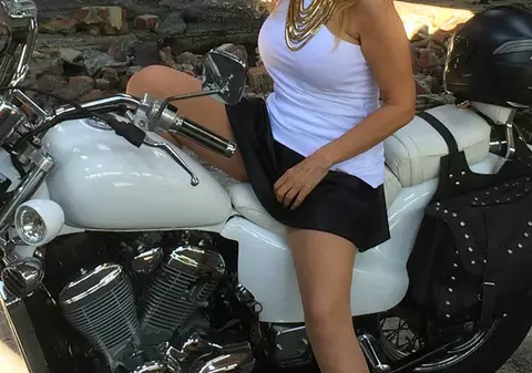 Emoționantl! Gyorfi ”are grijă” de mama sa și după ce a murit! Află ce face artista foarte des!