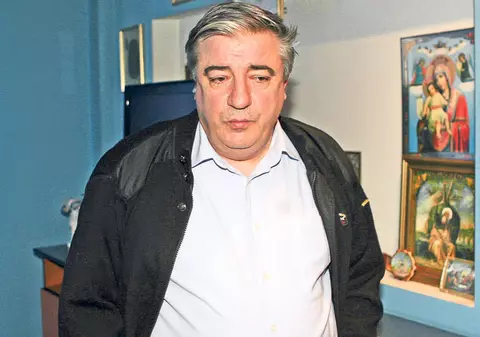 După ce a dat faliment și a fugit din București, Huidu s-a întors cu ”foamea-n gât”