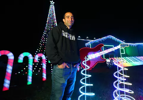 Războiul luminilor în California
