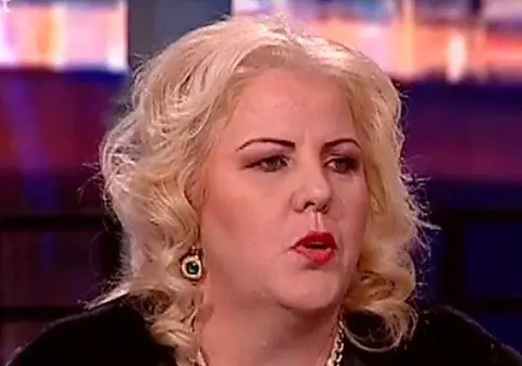 Mama Danielei Crudu şi-a făcut două operaţii estetice. Cum arată acum: "Părea că dorm tot timpul"