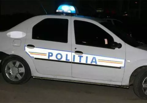 Poliţist reţinut pentru vânzarea blănii unui urs braconat