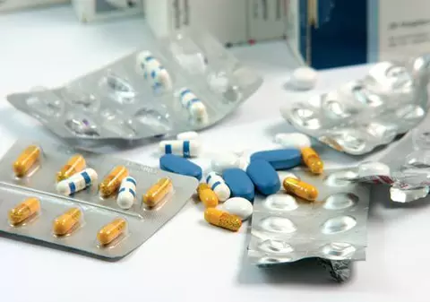 Ce trebuie să ştiţi despre medicamentele de sezon! Sunt un PERICOL sau o BINECUVÂNTARE?