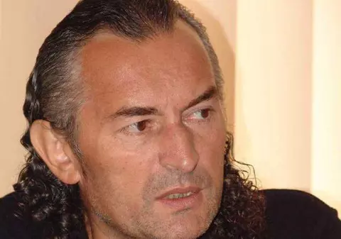 Miron Cozma, implicat într-un accident rutier. A fost dus imediat la spital