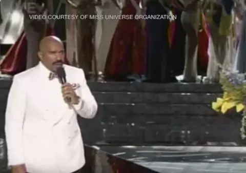 Uite miss-ul, nu e miss-ul! A greșit când a anunțat Miss Universe! | VIDEO