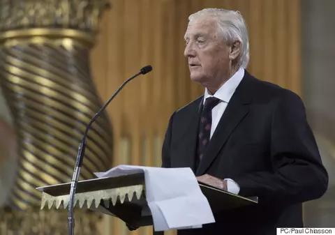 Fostul hocheist canadian Dickie Moore, câştigător de şase ori al Cupei Stanley, a murit la 84 de ani