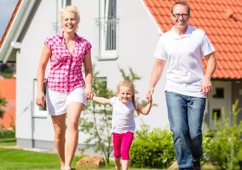 Bani mai mulți pentru părinți. Şi mai multe zile libere!