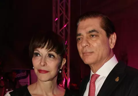 Remus Truică, Dan Andronic şi Claudiu Mateescu au fost REŢINUŢI în dosarul retrocedărilor de 136 de milioane de euro. Prinţul PAUL a fost EXTERNAT