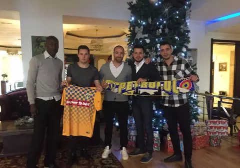 Se plâng că n-au bani, dar transferă la greu. Oficialii echipei Petrolul Ploiești, ultima clasată în Liga 1, au adus trei francezi cu prezențe în Ligue 1