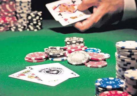 Taxe mai mici pentru baruri, discoteci și cazinouri. Proiectul, inițiat de senatorul PSD Șerban Nicolae