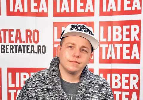 Marea Dezlipeală i-a adus o maşină de spălat! VIDEO