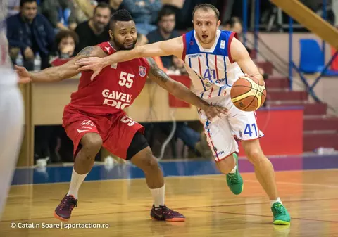 CSM Oradea, în Final Four: a scos Steaua! Celelalte ”sferturi”. Scandal cu galeria / FOTO