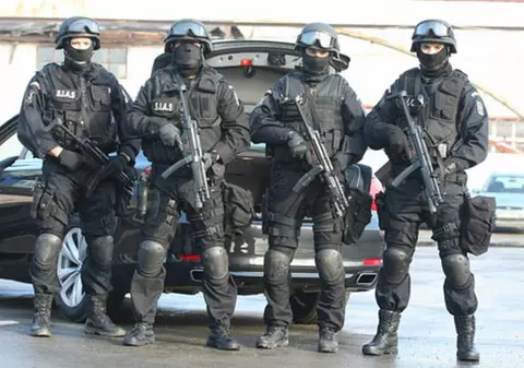 Încă un ”soldat”al temutei grupări ”Academia infractorilor” a fost capturat