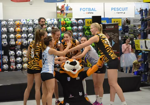 CSM Târgoviște, la fete, și Zalău, la băieți, au câștigat Cupa României la volei