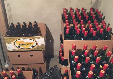 Cluburi de fițe, luate la puricat! Ce s-a aflat despre băuturi alcoolice, vândute clienților cu sute de lei sticla