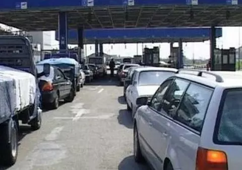 Crăciunul pe rit vechi aglomerează din nou vămile